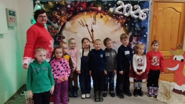 Pasākums " Cik tu skaista, eglīte!". Ciemos- Istras PII audzēkņi.  2025